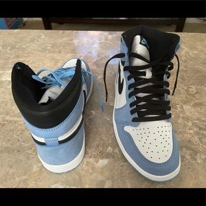 Air Jordan 1 High OG University Blue